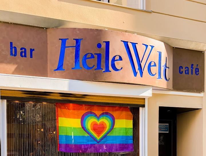 Cafe Heile Welt