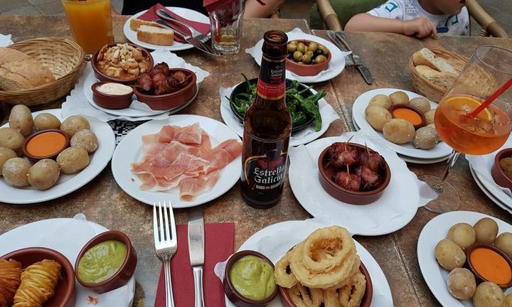 Tapas y Mas Tres